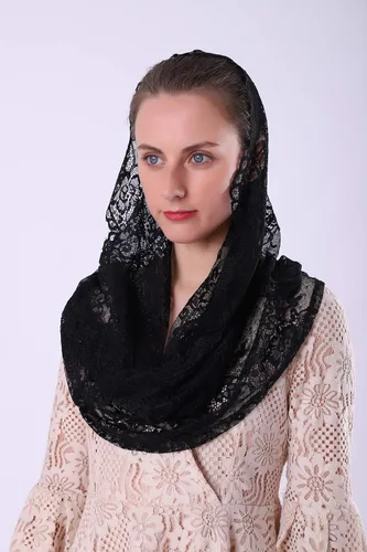 Vista 3 de Cilkus - Mantilla de encaje española con forma de capilla de velo infinito o masa latina