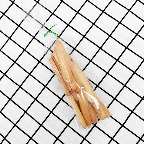 Vista 3 de 100 bolsas de celofán de 3 x 11 pulgadas, bolsas transparentes para dulces con lazos giratorios de 4 pulgadas, bolsas de plástico para violonchelo