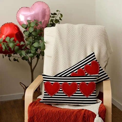 Vista 2 de AACORS AK003-12 - Juego de 2 fundas de almohada para el día de San Valentín de 12 x 20 pulgadas, decoración de corazón rojo a rayas, funda