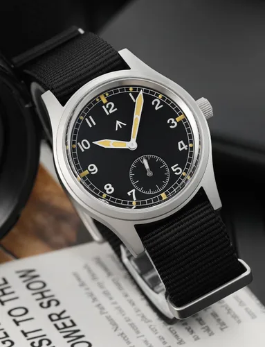 Vista 3 de Militado D12 Relojes militares para hombre, VD78, movimiento de cuarzo, C3, reloj de pulsera de estilo militar de aviación con cristal de zafiro