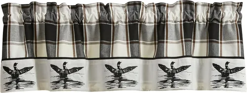 Vista 8 de Park Designs Cenefa con forro de oso Concord, 60 x 14 Oso Negro Concord