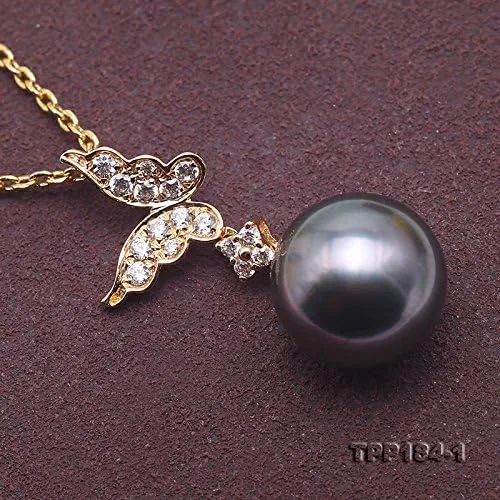Vista 3 de JYX Pearl - Colgante de mariposa de oro de 14 quilates, calidad AAA, 0.374in, redondo, color negro, perla cultivada en Tahití, para mujer de 18.0in