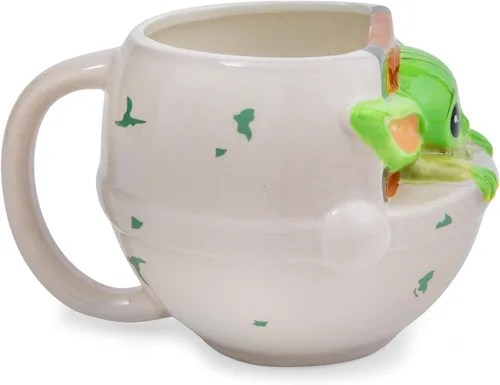 Vista 3 de Silver Buffalo - Taza de cerámica esculpida 3D de Star Wars The Mandalorian Child Seated, 591 ml (20 oz)