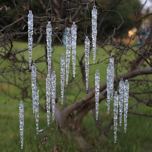 Vista 2 de ToBeIT 20 carámbanos acrílicos colgantes para árbol de Navidad y 10 copos de nieve acrílicos para árboles de Navidad, paquetes de regalo