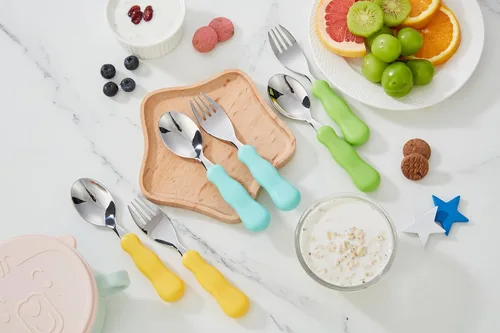 Vista 2 de ANNOVA Juego de cubiertos para niños, 6 piezas, cubiertos de acero inoxidable, 3 tenedores seguros, 3 cucharadas, utensilios seguros para niños sin
