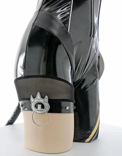 Vista 6 de Miccostumes Disfraz de gato negro para mujer body negro con guantes y parche ocular