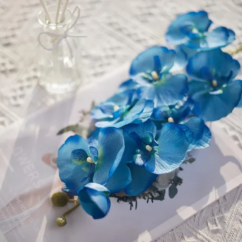 Vista 8 de cdar Flores artificiales,Conjunto de tallos de orquídeas artificiales, flor falsa de falaenopsis, decoración de boda para el hogar, azul