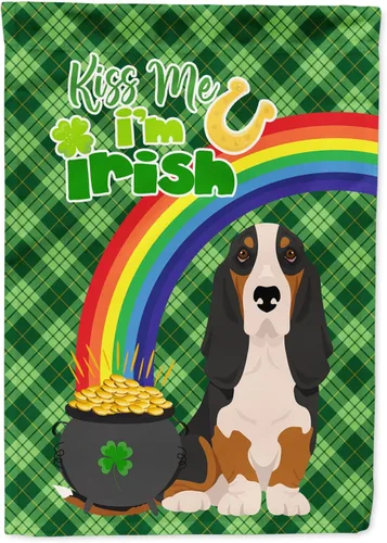 Vista 196 de Caroline's Treasures WDK4731GF - Bandera decorativa para jardín del día de San Patricio, color negro y tostado, Airedale Terrier, para jardín