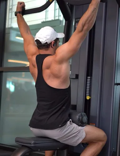 Vista 3 de COOFANDY Camisetas sin mangas para hombre, paquete de 3 camisetas sin mangas para gimnasio, espalda en Y, muscular, fisicoculturismo, camisetas sin
