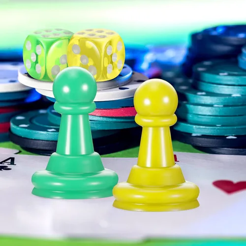 Vista 5 de 26 piezas de juego de mesa multicolor y dados que incluyen 24 piezas de ajedrez de plástico multicolor y 2 dados de plástico de 6 caras, juego