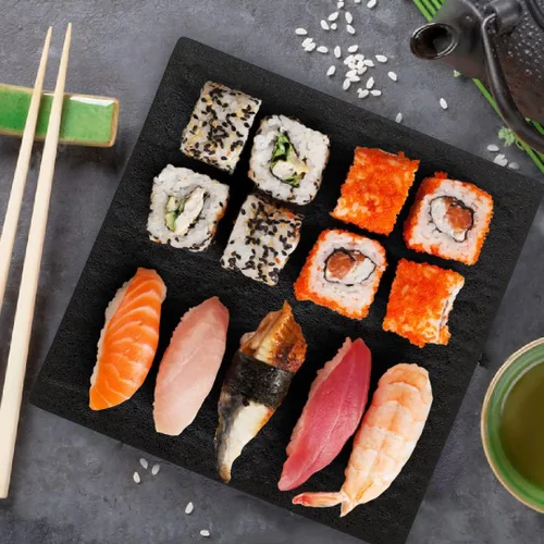 Vista 2 de TIKUSAN Platos para servir, juego de 2 platos cuadrados hechos en Japón, platos de cerámica para cenas, fiestas, restaurantes para aperitivos