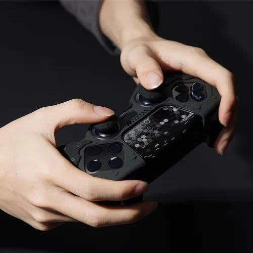 Vista 7 de GeekShare G.S.TAC Tactical PS5 Controller Skin Set, Anti-Slip Silicone Protective Cover Skin Case for PS5 Wireless Controller with 2 Thumb Grip Caps