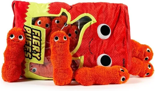 Vista 4 de Kidrobot Yummy World Frye and the Fiery Puffs - Peluche de 24 pulgadas