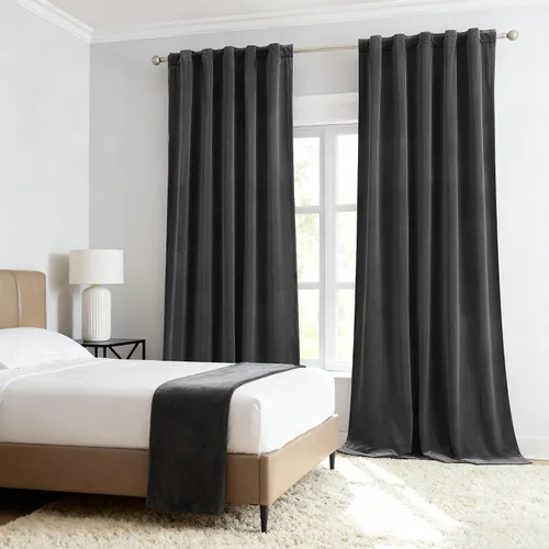 Vista 21 de Treatmentex Cortinas de terciopelo negro para dormitorio, 63 pulgadas, tacto de algodón de lujo, suaves, oscurecimiento de la habitación, 80%