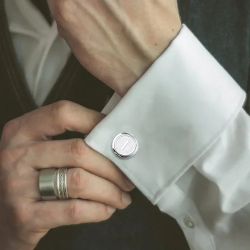 Vista 6 de THUNARAZ Juego de gemelos con inicial y clip de corbata para hombre, gemelos personalizados del alfabeto A-Z y barra de corbata con caja de regalo