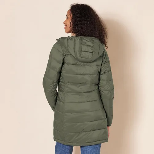 Vista 22 de Amazon Essentials - Abrigo acolchado, ligero y resistente al agua con capucha para mujer, disponible en talla extragrande