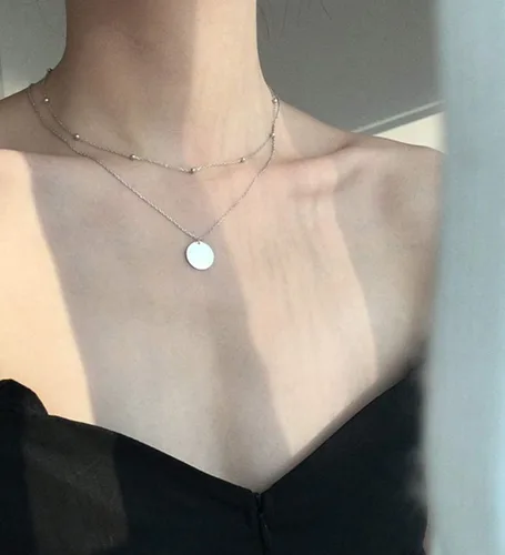 Vista 3 de Gargantilla con dije de disco en capas para mujeres y niñas, plata de ley 925, oro de 18 quilates, delicado collar de moneda con círculo de luna