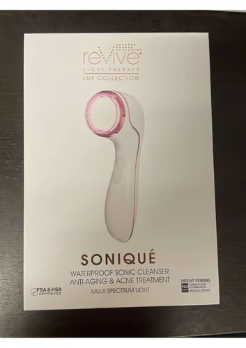 Vista 12 de reVive Light Therapy Lux Collection Soniqué Limpiador, Cepillo Limpiador Facial Sónico con Terapia de Luz Roja de Grado Médico para el Rostro