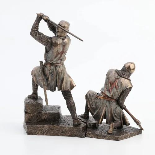 Vista 3 de Veronese Design Battling Templar Knights - Estatua de resina fundida en frío con acabado en bronce