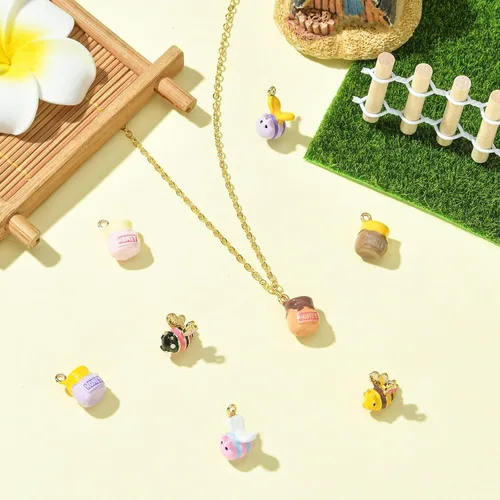 Vista 5 de KitBeads Enamel Animal Charm Alloy Cartoon Pendnats for Jewelry Making Bulk Bee 8Pcs