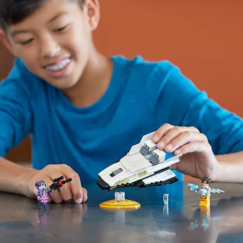 Vista 2 de LEGO Overwatch Tracer & Widowmaker 75970 Kit de construcción (129 piezas)