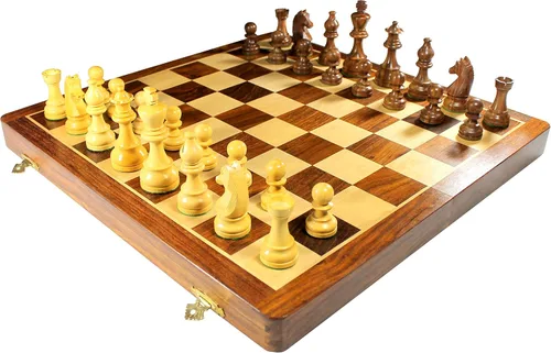 Vista 3 de StonKraft Juego de tablero de ajedrez plegable de madera coleccionable de 18" x 18″+piezas hechas a mano de madera con reina extra