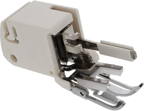 Vista 3 de Janome Máquinas de bordar convertibles para manualidades con memoria y modelos de caña alta