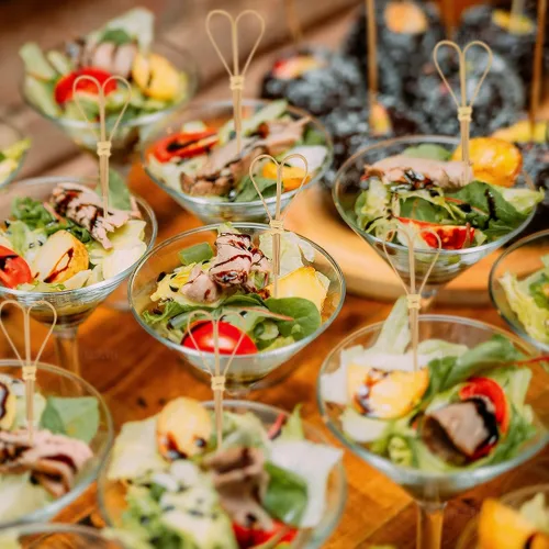 Vista 8 de AUEAR, Paquete de 100 palillos de cóctel de bambú de 4.7 pulgadas en forma de corazón para aperitivos, pinchos de dientes, bocadillos decorativos