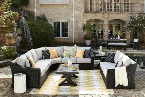 Vista 20 de Signature Design by Ashley Beachcroft - Sofá resistente a la intemperie con tela casual para interiores/exteriores con cojín y 2 cojines Negro