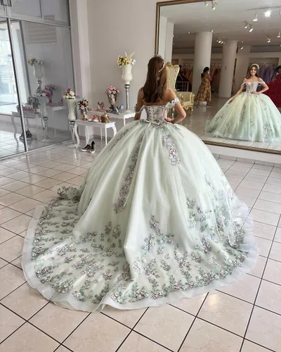 Vista 2 de Mouccy Vestido de quinceañera de encaje brillante perlado con cuentas dulces 16 vestido de baile de tul floral 3D fuera del hombro vestido de baile