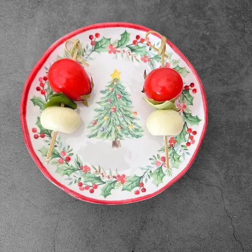 Vista 4 de UP UPware Platos Redondos de Melamina con Árbol de Navidad para Postres, Platos Pequeños de Servicio, Decoraciones de Navidad, para Aperitivos