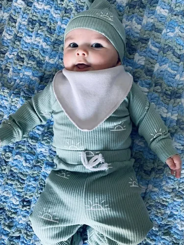 Vista 121 de Conjunto de 3 piezas de ropa de bebé recién nacido con estampado de manga larga + pantalones + sombrero