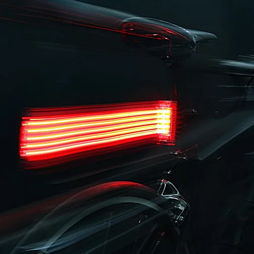 Vista 3 de CATEYE - Luz trasera LED trasera cinética ajustada para bicicleta (cinética ligera) Luz trasera con visibilidad de 360 grados, cinco LED, tres