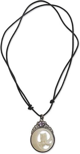 Vista 2 de NOVICA Collar con colgante de hueso de amatista hecho a mano artesanal, plata de ley 925, cuero de Indonesia, piedra natal con temática de animales