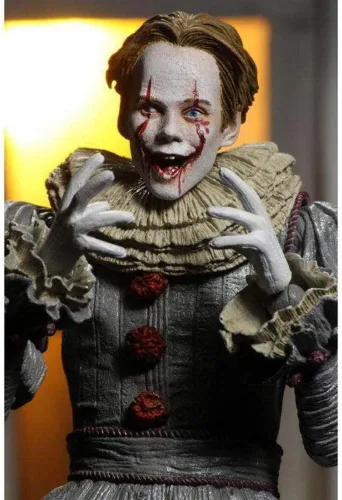 Vista 4 de NECA It Capítulo 2 2019 Pennywise Ultimate Figura de acción de 7 pulgadas