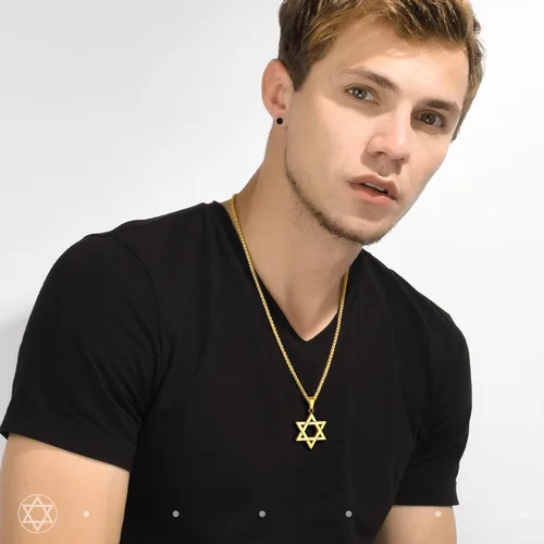 Vista 2 de ChainsHouse Collar Magen Star of David para hombres y mujeres, acero inoxidablechapado en oro de 18 quilates, colgante de etiqueta de perro judío