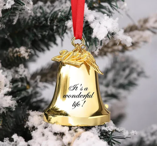 Vista 4 de JUPPE It's A Wonderful Life Adorno de campana de Navidad, adorno de campana dorada grabada con ala de ángel y dije 2025 (dorado)