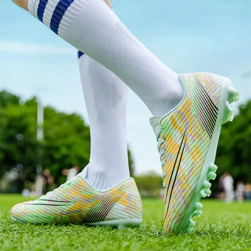 Vista 7 de NPVOK Tacos de fútbol para hombre, zapatos de fútbol para niños, zapatos de fútbol Fgag Spikes al aire libre, zapatos de fútbol profesionales