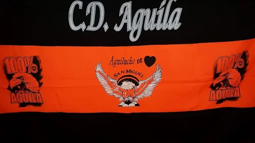 Vista 3 de Bandera cd Aguila - El Salvador medidas 4.75 FT - 1.45 Mts de Largo y 2.65 FT- 0.81 Mts de Alto; La Bandera de Tu equipo de futbol favorito del Pais