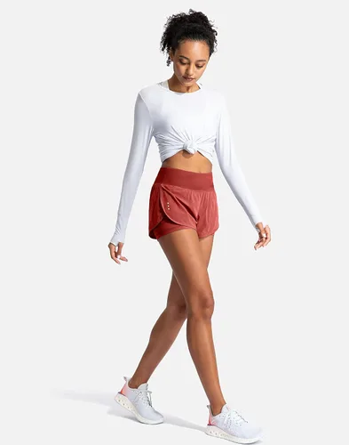 Vista 4 de Pantalones cortos para correr 2 en 1 para mujer para entrenamiento, atletismo, gimnasio, yoga cuenta con bolsillos para el teléfono.