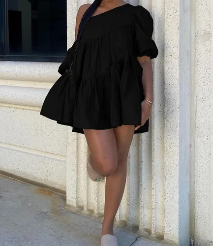 Vista 5 de Vestido corto de manga abombada para mujer, con un hombro descubierto, dobladillo fruncido con volantes, ribete asimétrico, vestido casual bohemio