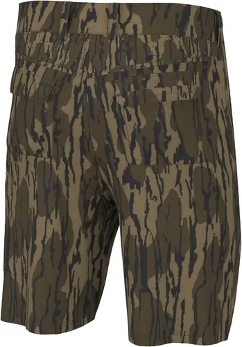 Vista 2 de HUK Pantalones cortos de pesca Next Level de 10.5 pulgadas, de secado rápido para hombre