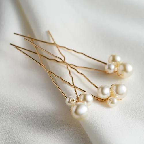 Vista 5 de SWEETV Horquillas para el pelo de novia, tocado de perlas para novias, damas de honor y niñas de flores, 3 pinzas para el pelo de boda y piezas