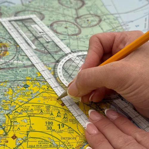 Vista 4 de Advanced Pilot Products Plotter de aviación giratorio - Herramienta de navegación precisa para estudiantes pilotos - Ideal para examen FAA