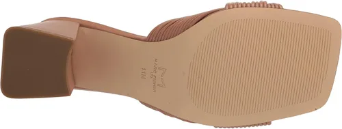 Vista 4 de Marc Fisher LTD Women's Cherrie Heeled Sandal