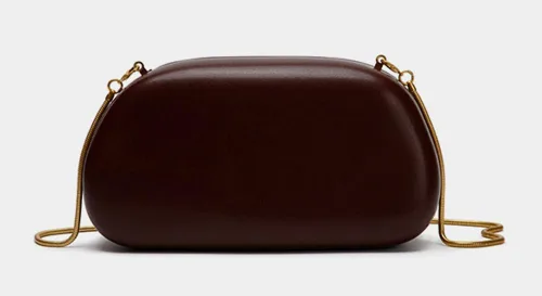 Vista 6 de Bolsos de noche de cuero sintético para mujer con cadena, bandolera de moda, decoración de metal, bolso de hombro casual 2025 A Blanco