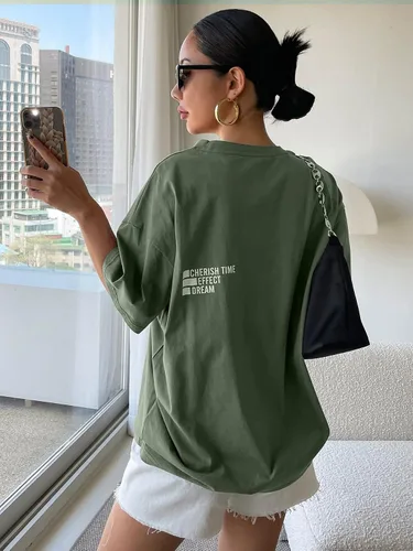 Vista 4 de MakeMeChic Camiseta casual de manga corta con estampado de letras y cuello redondo para mujer