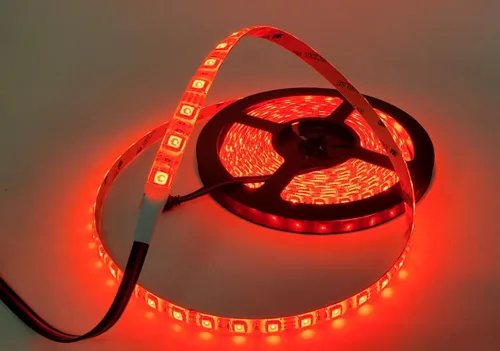 Vista 2 de Tira flexible de LED IP65 de alta densidad de 12 V, longitud de 3 pies, color blanco cálido
