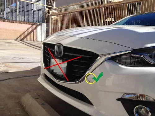 Vista 5 de x xotic tech 1 juego de soporte de montaje para placa de matrícula sin taladro, gancho de remolque delantero compatible con Mazda 3 y 6 2014-up