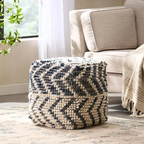 Vista 2 de GDFStudio Taburete otomano de lana y algodón estilo bohemio – Puf – Silla de pie – Sofá reposapiés para sala de estar, dormitorio, blanco y azul